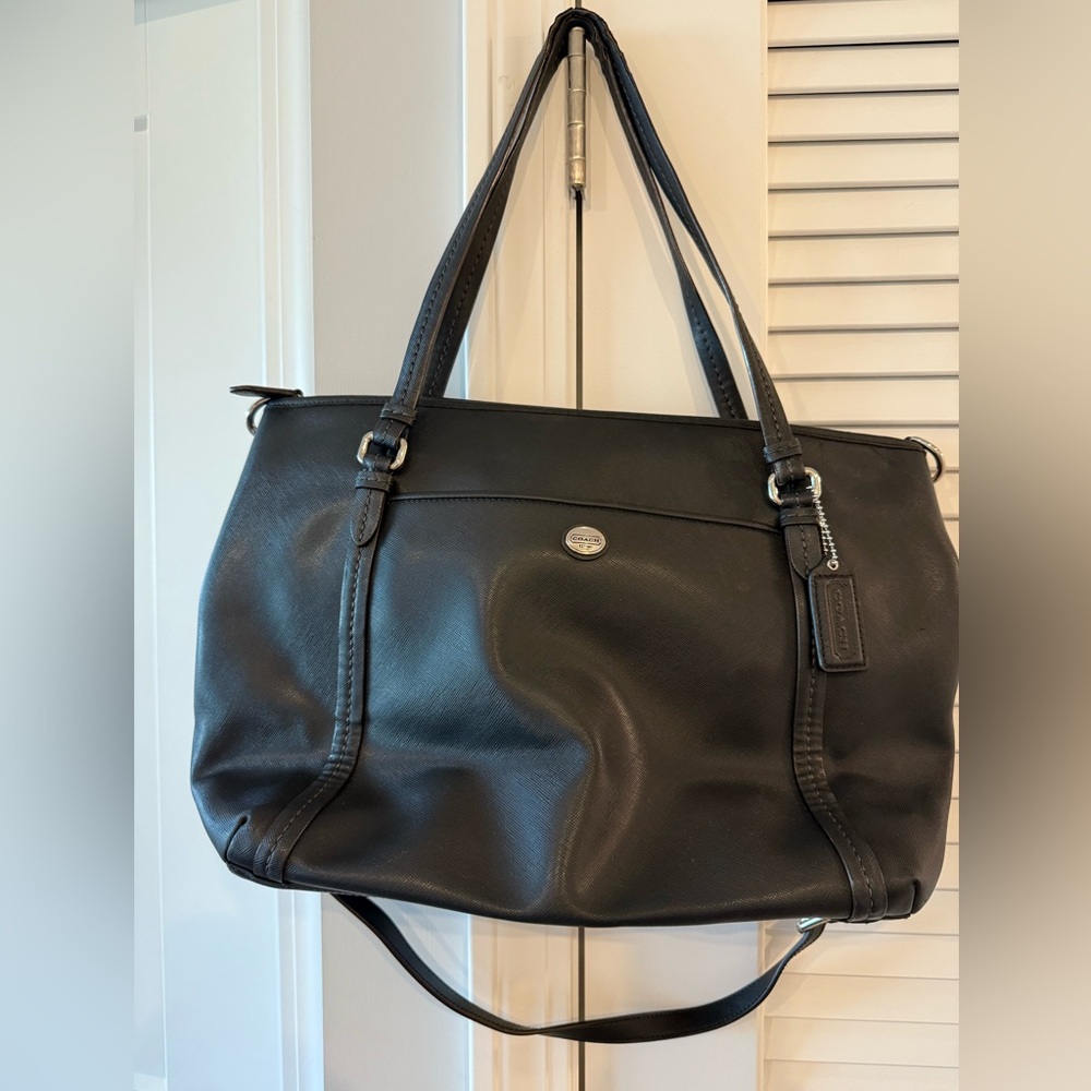 Coach Peyton Black Leather Tote Purse Shoulder Pocket purse - Picture 6 of 6